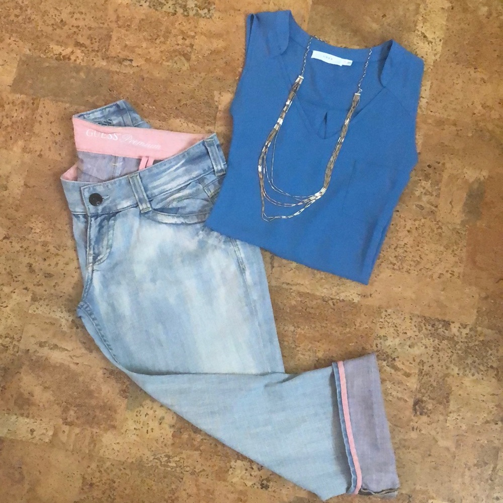 GUESS Cropped Jeans